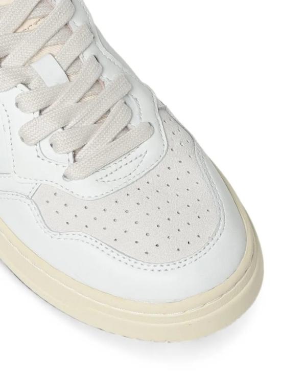 26FW 오트리 메달리스트 로우 레더 스니커즈 AULW LS30 White - AUTRY
