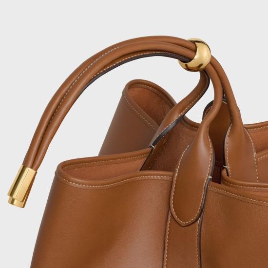 26SS 셀린느 라지 드롭 버킷백 L102H3341 GGB1 GOLDEN TAN - CELINE