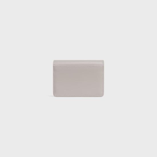 26FW 셀린느 샤이니 카프스킨 플랩 카드 홀더 10I583DPV SOFT GREY 10SY - CELINE
