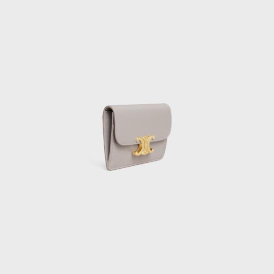 26FW 셀린느 샤이니 카프스킨 플랩 카드 홀더 10I583DPV SOFT GREY 10SY - CELINE