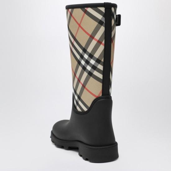 26FW 버버리 러버 마쉬 스탬프 하이 부츠 8111677170480 A1189 BLACK - BURBERRY