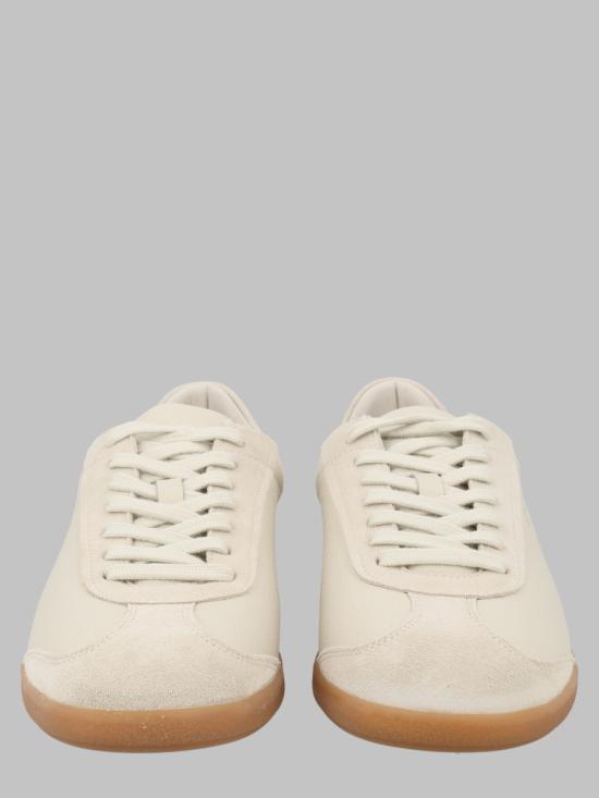 26FW 악셀 아리가토 스니커즈 F4066002 OFFWHITE GUM