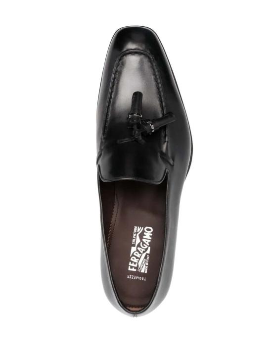  살바토레 페라가모 로퍼 페라가모 아몬드 토 태슬  블랙 - SALVATORE FERRAGAMO
