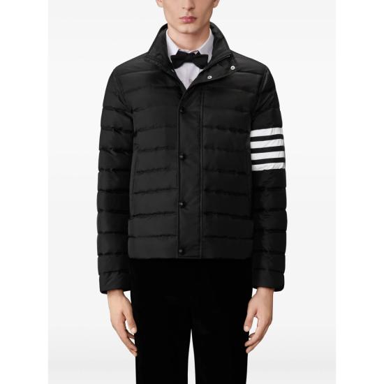 26FW 톰브라운 샤이니 립스탑 라이트웨이트 다운 필 4바 재킷 MJD136X F1095 001 BLACK - THOM BROWNE