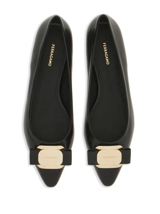  살바토레 페라가모 플랫 슈즈 페라가모 뉴 바라 보우 램스킨 발레리나 슈즈 블랙 - SALVATORE FERRAGAMO