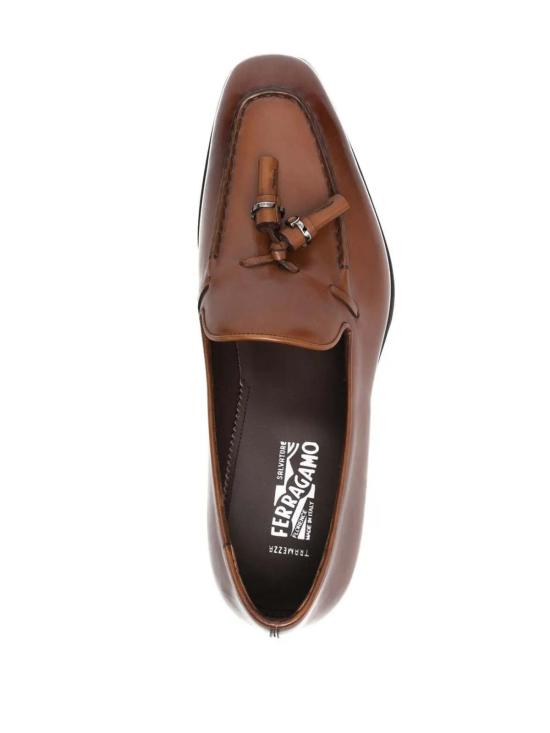  살바토레 페라가모 로퍼 페라가모 태슬 디테일 가죽  브라운 - SALVATORE FERRAGAMO