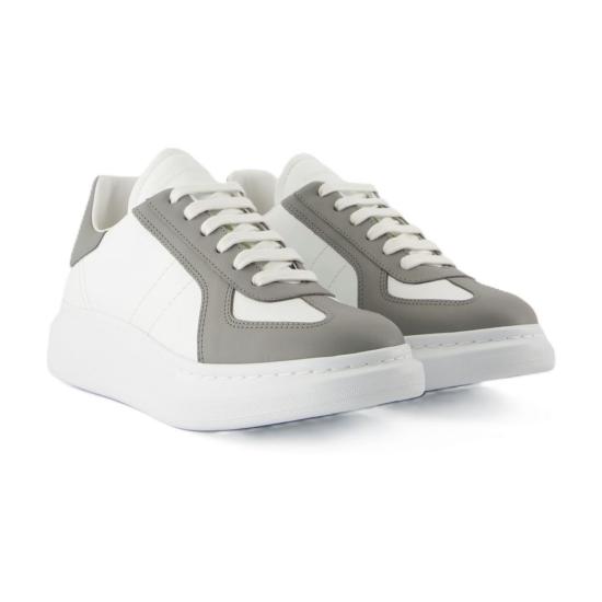  알렉산더 맥퀸 스니커즈 오버사이즈  화이트 - ALEXANDER MCQUEEN