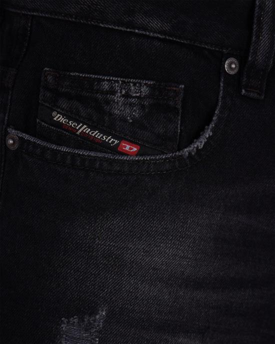 26SS 디젤 데님 팬츠 3031076 BLACK - DIESEL