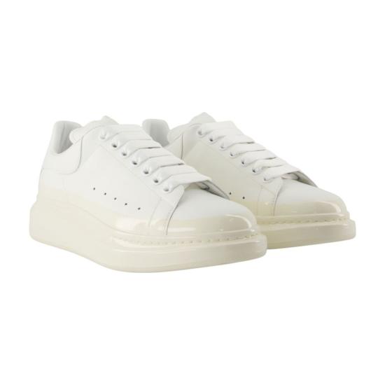  알렉산더 맥퀸 스니커즈 오버사이즈  화이트 - ALEXANDER MCQUEEN