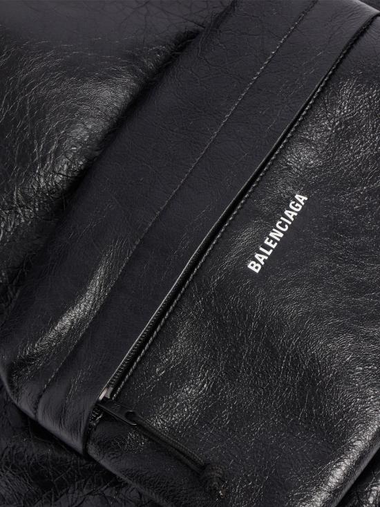 26FW 발렌시아가 로고 패치 익스플로러 백팩 503221 1VG07 1000 BLACK - BALENCIAGA