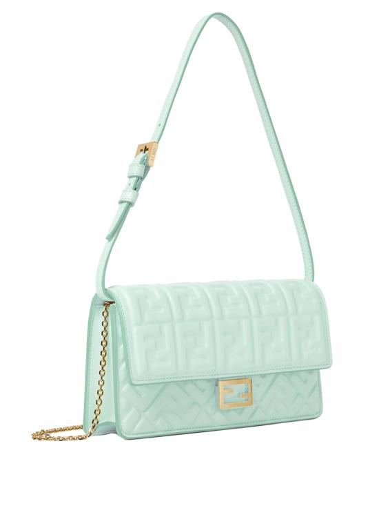 26FW 펜디 바게트 체인 지갑 8M0498 AAJD F1WLO FAIRY GREEN - FENDI