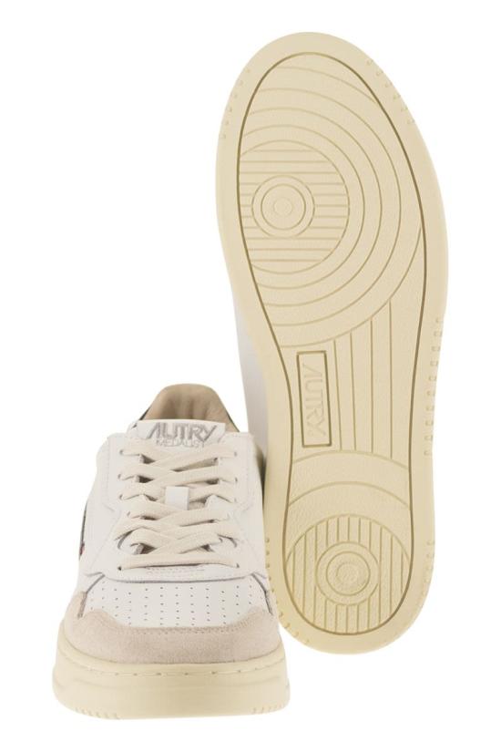 26FW 오트리 메달리스트 로우 스니커즈 AULMLS18 WHITE BROWN - AUTRY