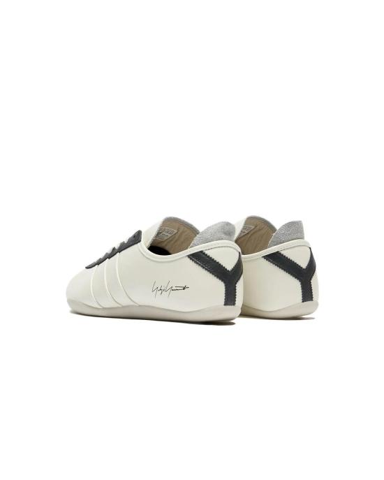26FW 와이쓰리 스니커즈 KI7890 WHT BLK ALMN - Y-3