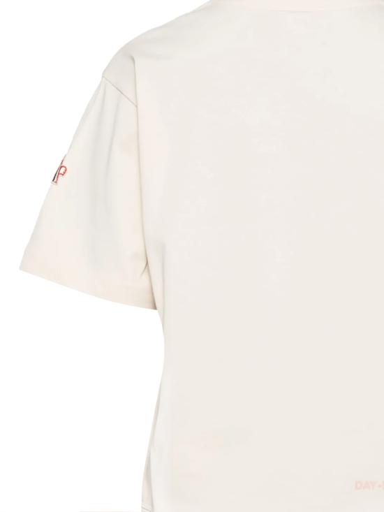 26SS 몽클레어 반팔 티셔츠 988C000 10 89AZ9034 - MONCLER