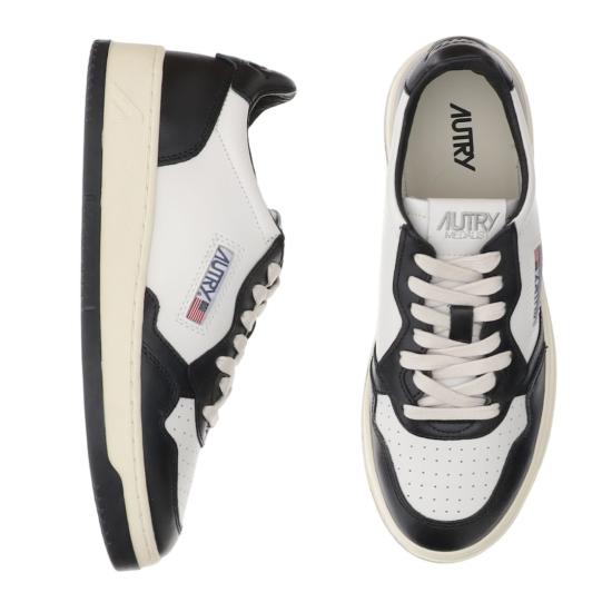 26FW 오트리 메달리스트 로우 스니커즈 AULMWB01LEATLEATWHTBLK White - AUTRY
