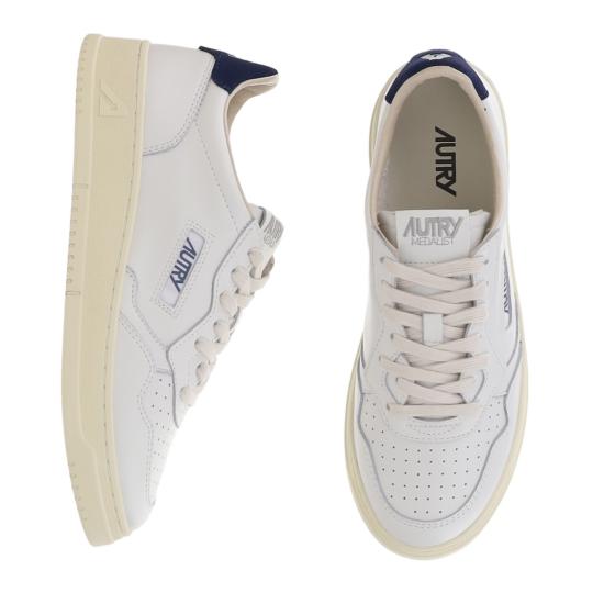 26FW 오트리 메달리스트 로우 스니커즈 AULMBJ03LEASUELOGOWHTBLUEDEP Grey - AUTRY