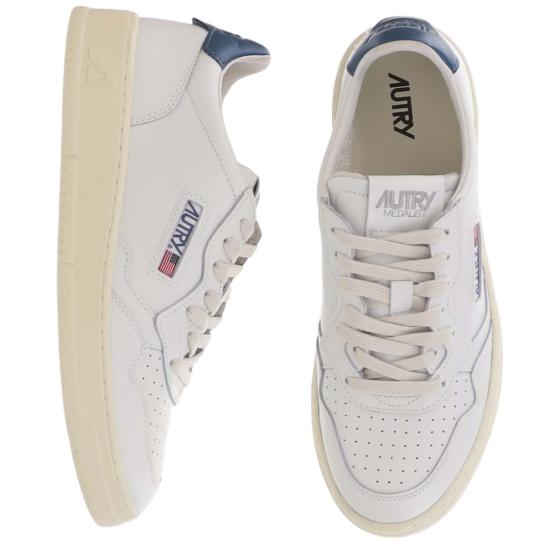 26FW 오트리 메달리스트 로우 스니커즈 AULMLL29LEATWHTMALBLUE White - AUTRY