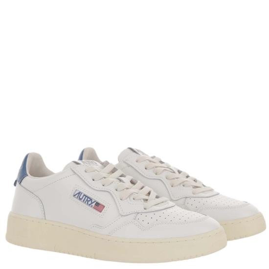26FW 오트리 메달리스트 로우 스니커즈 AULMLL29LEATWHTMALBLUE White - AUTRY