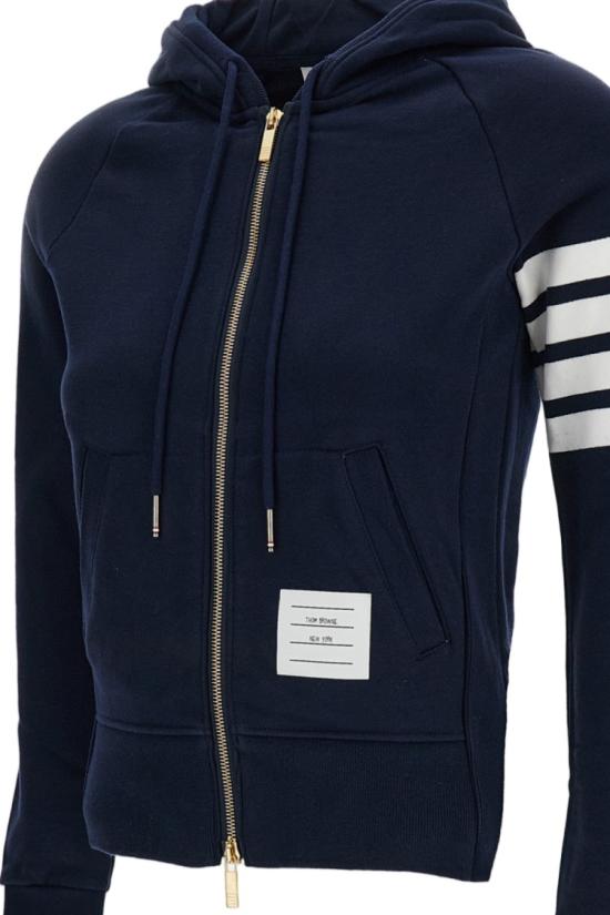  톰브라운 4바 루프백 저지 니트 엔지니어드 집업 후드 FJT001A00535415 Blue - THOM BROWNE