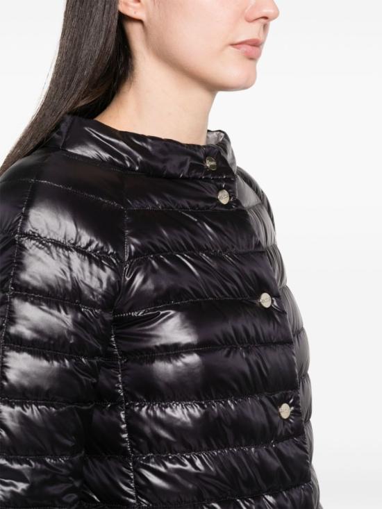 26SS 에르노 나일론 울트라라이트 리버시블 케이프 PI0769D12017Z9319 Black - HERNO