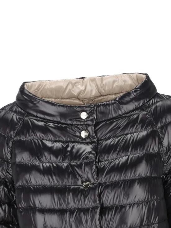 26SS 에르노 나일론 울트라라이트 리버시블 케이프 PI0769D12017Z9319 Black - HERNO