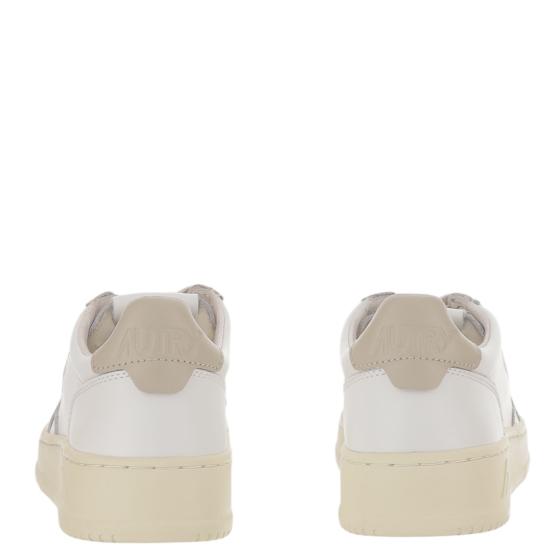 26FW 오트리 메달리스트 로우 레더 스니커즈 AULWLL27LEATLEATWHTFEATHER White - AUTRY