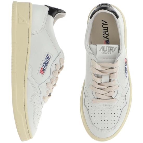 26FW 오트리 메달리스트 로우 레더 스니커즈 AULWLL22LEATLEAT WHTBLACK White - AUTRY