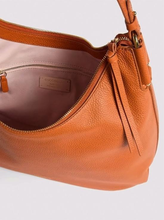 26SS 코치넬리 숄더백 E1 T95 13 01 01 R41 Orange - COCCINELLE