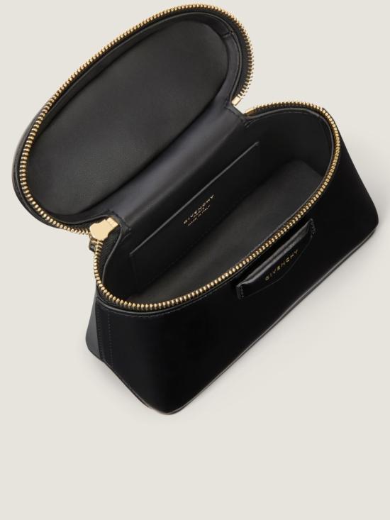 지방시 안티고나 배니티 백 BB60QMB13A Black - GIVENCHY