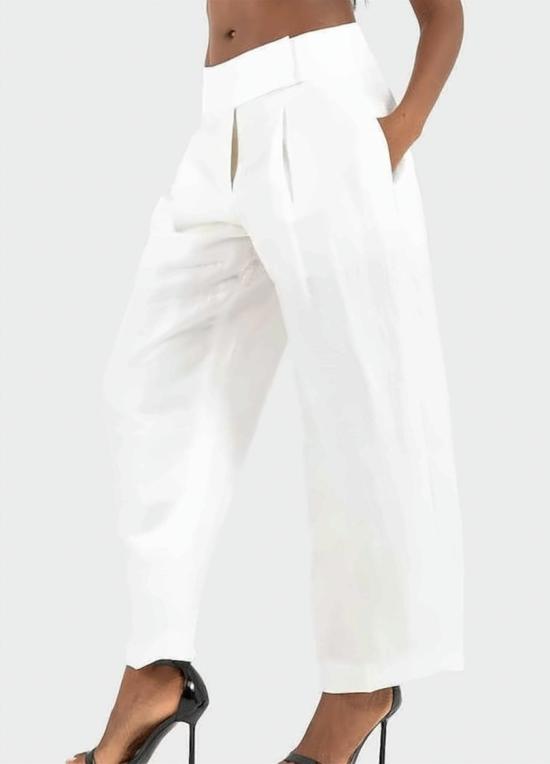 26SS 보스 스트레이트 팬츠 50560270 TACRES 10277776 118 White - BOSS