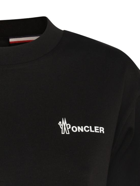 26SS 몽클레어 반팔 티셔츠 988C000 10 89AZ9999 - MONCLER