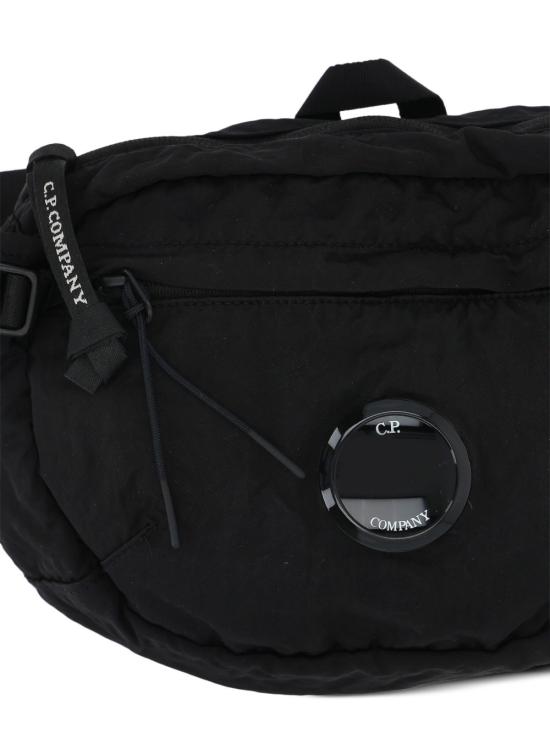 26FW 씨피 컴퍼니 나일론 B 렌즈 크로스바디 RCCMAC734A 005269G999 BLACK - C.P. COMPANY