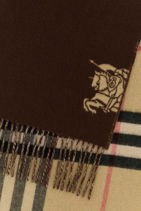 25FW 버버리 와이드 리버시블 체크 캐시미어 스카프 8113931 A2021 Brown - BURBERRY