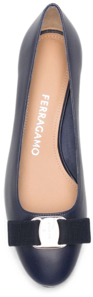 26FW 살바토레 페라가모 힐/펌프스 01L056794853006 NAVY - SALVATORE FERRAGAMO