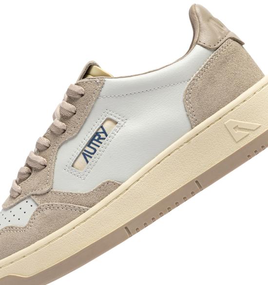 26FW 오트리 메달리스트 로우 스니커즈 AULMBW05 WHT FEATHERGRAY - AUTRY