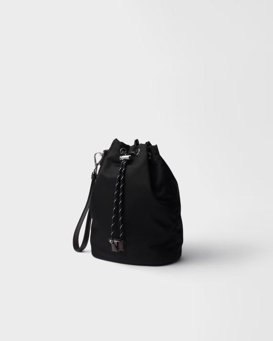 26FW 프라다 스피드락 리나일론 앤 레더 파우치 2NE0672HE1F0002 Black - PRADA