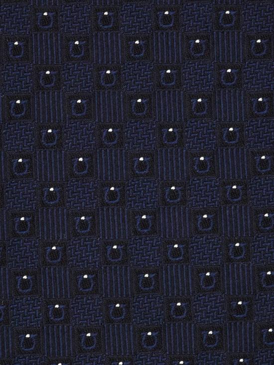 26FW 살바토레 페라가모 넥타이 351432 0794480 PATTERNED BLACK - SALVATORE FERRAGAMO