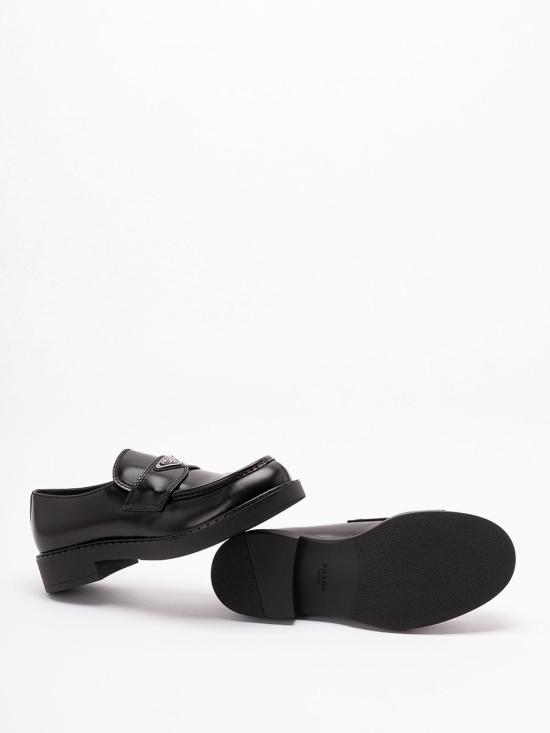 26FW 프라다 초콜릿 브러쉬드 레더 로퍼 2DE127055FG000F0002 Black - PRADA