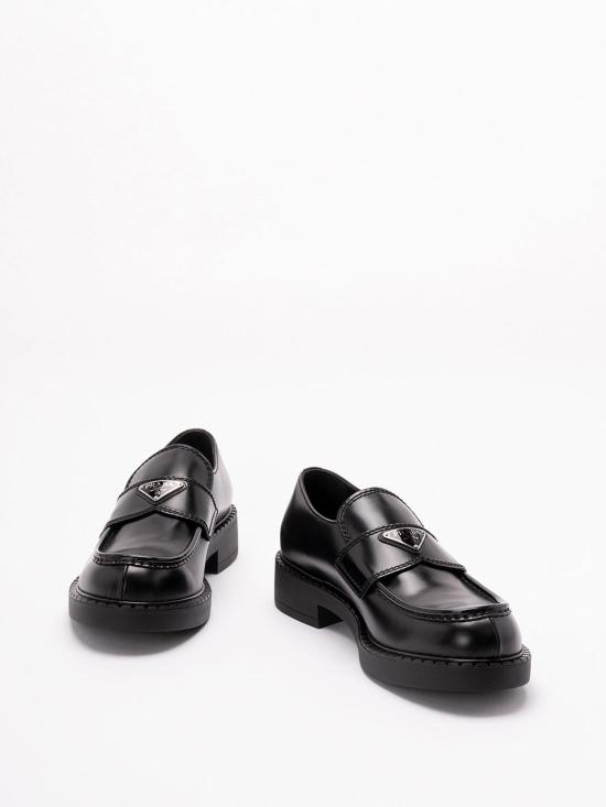 26FW 프라다 초콜릿 브러쉬드 레더 로퍼 2DE127055FG000F0002 Black - PRADA