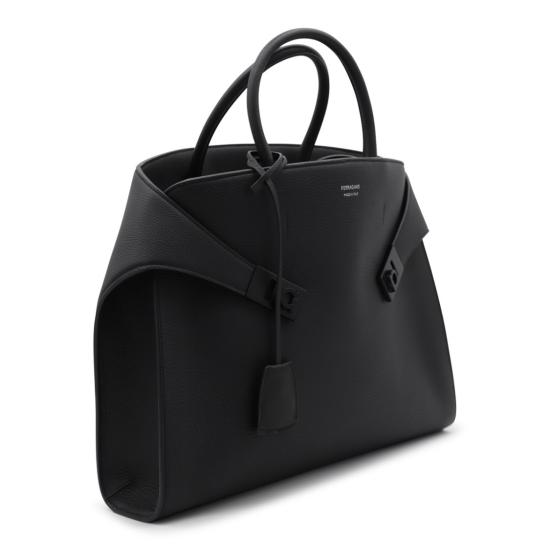 26FW 살바토레 페라가모 토트백 779072241683001 Black - SALVATORE FERRAGAMO