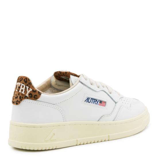 26FW 오트리 메달리스트 로우 레더 스니커즈 AULWHJ02 White - AUTRY