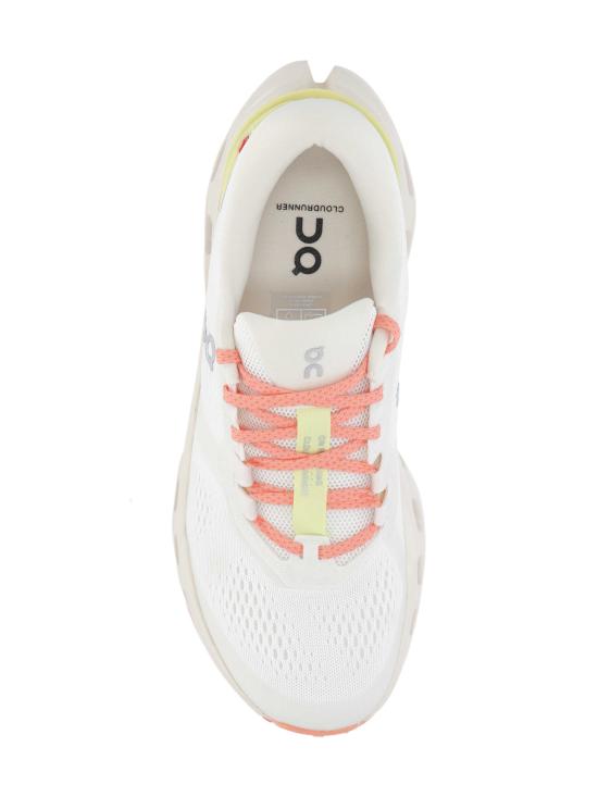 26SS 온 러닝 스니커즈 3WG10053387 IVORY DEW - ON RUNNING