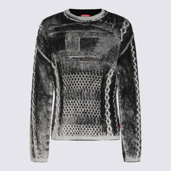 26FW 디젤 스웨터 A23074 0JCBE9XX Black