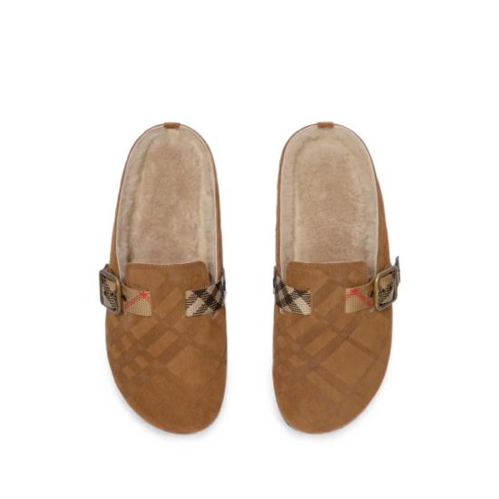 26FW 버버리 뮬/슬리퍼 8127776 LF URCHIN C1824 BROWN - BURBERRY