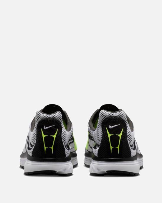  나이키 스니커즈 줌 스트릭 3 - NIKE
