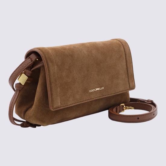 26FW 코치넬리 크로스백 E5VCB550101W11 Brown - COCCINELLE