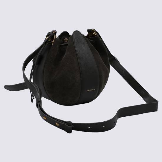 26FW 코치넬리 토트백 E1VG0230201W25 Black - COCCINELLE