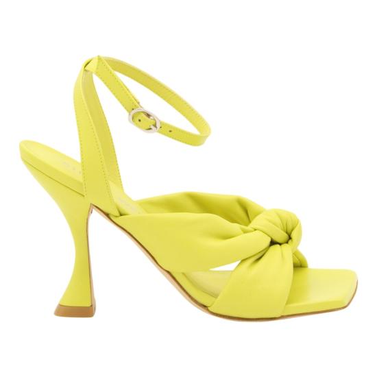  스튜어트 와이츠먼 샌들 SD881LARPST Yellow