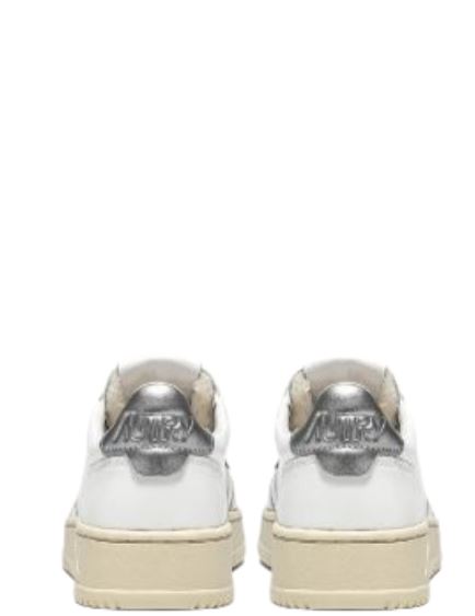 26FW 오트리 메달리스트 로우 레더 스니커즈 AULW LL05 White silver - AUTRY