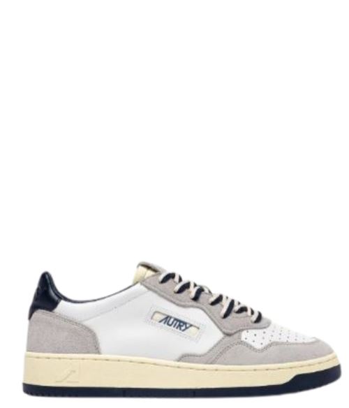 26FW 오트리 메달리스트 로우 스니커즈 AULM BW04 White